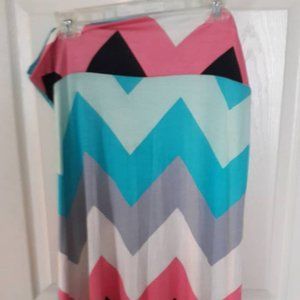NWT ** Cute Chevron Maxi Skirt
